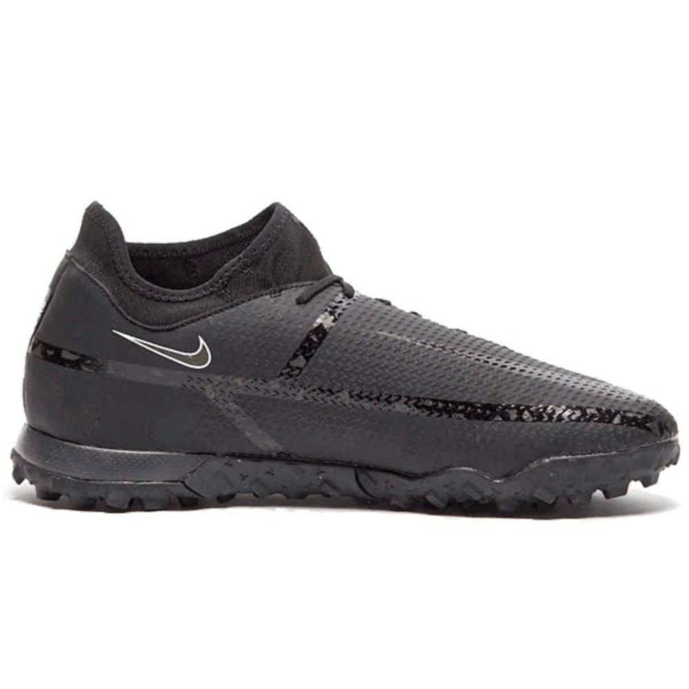 Nike Soccer Shoes - Picture 5 of 8